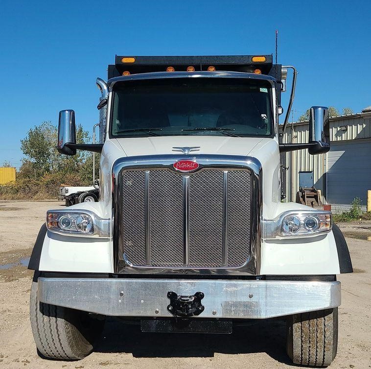 Peterbilt 567