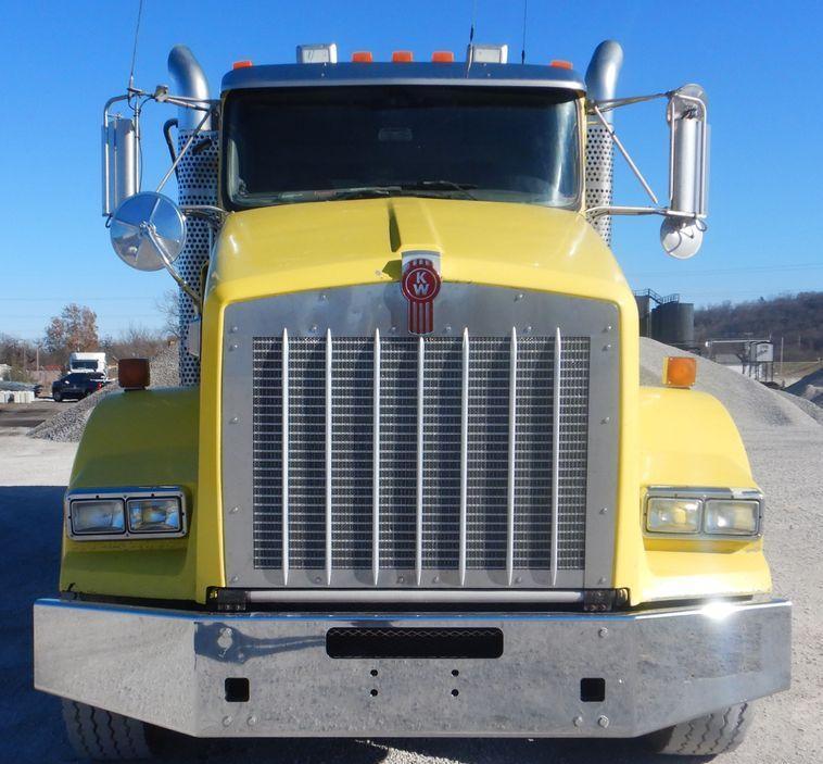 Kenworth T880